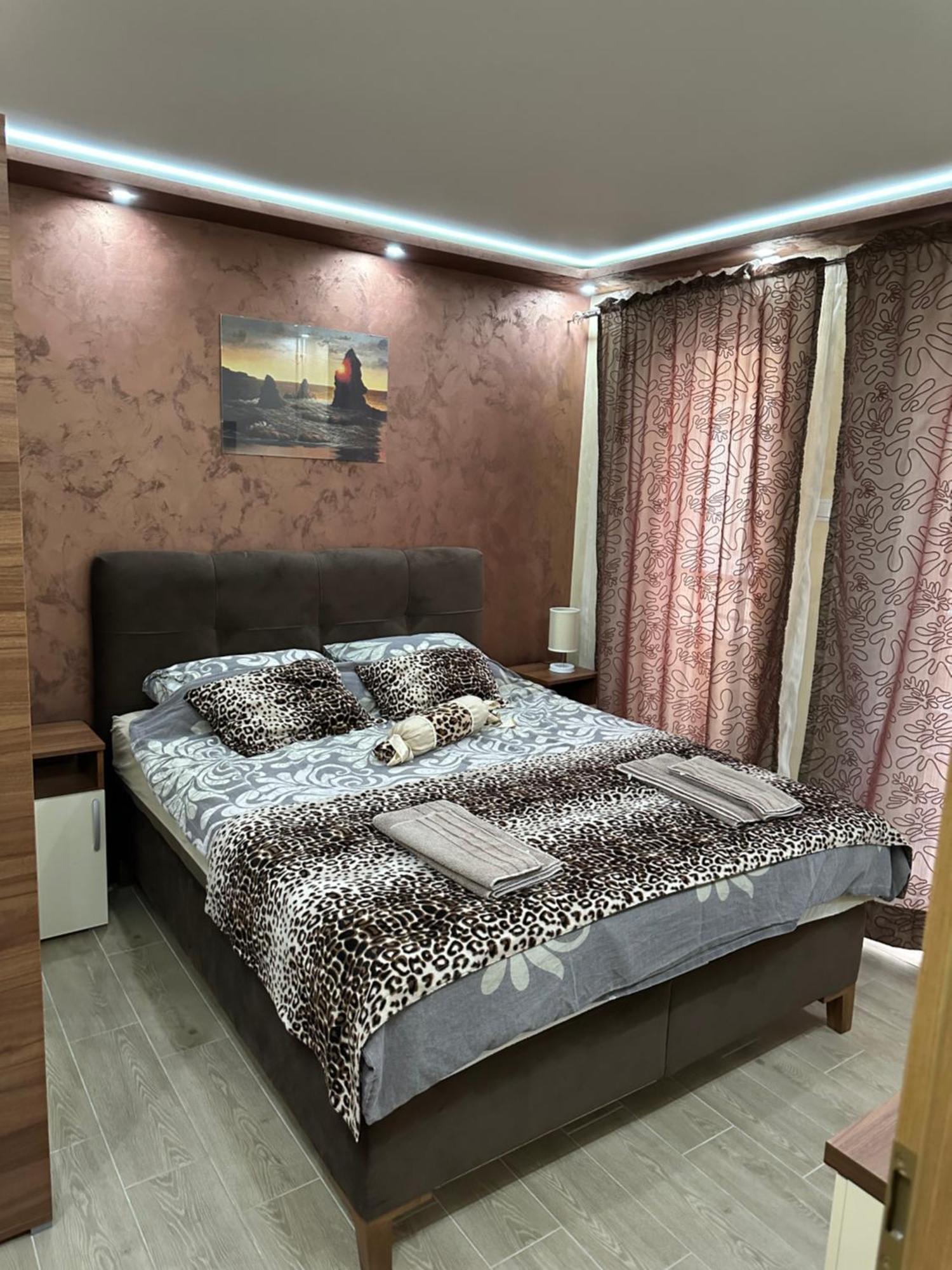 Ferienwohnung Imperija Kragujevac Exterior foto